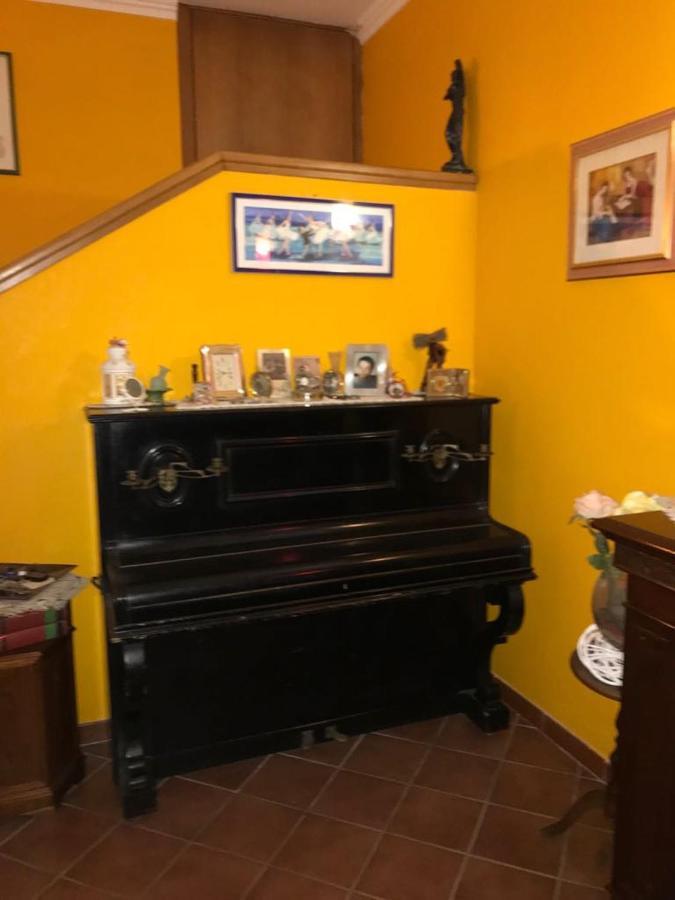 Mirella'S House Viaverona Ardea Exterior photo